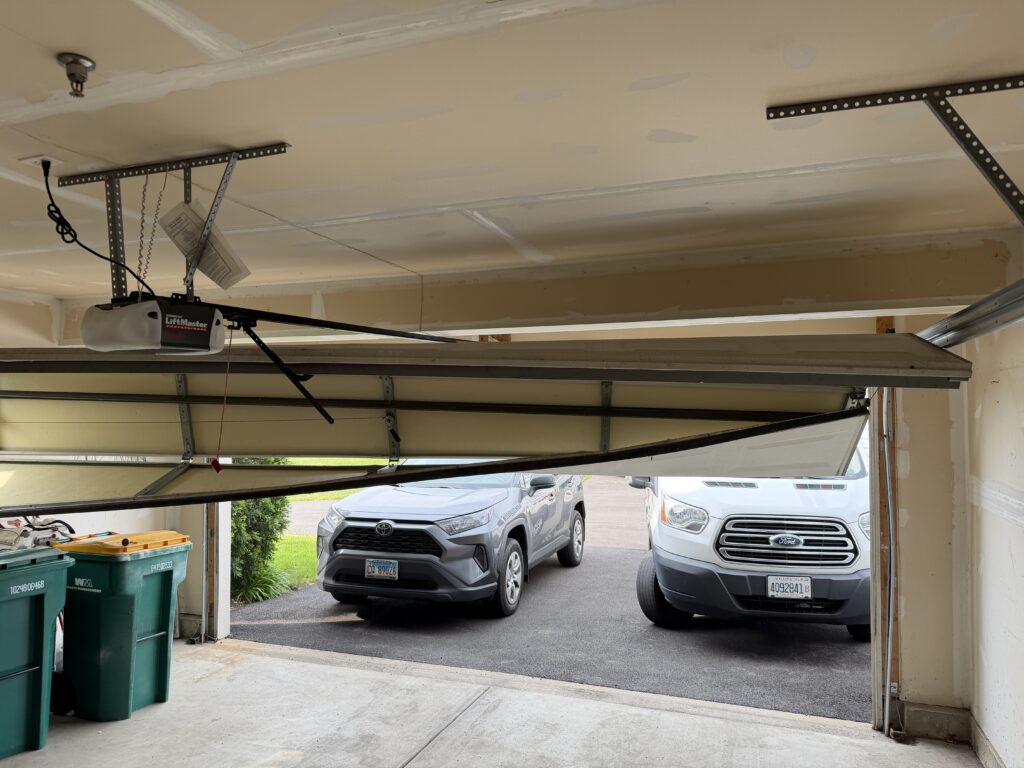 Expert Guide To Auto Garage Door Installation In Nw Chicago - Garage Door Installation Services 1